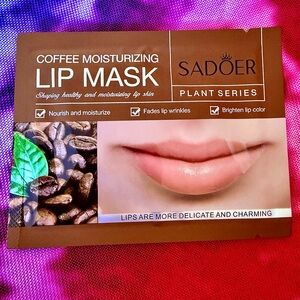 🤎 Sadoer ☕️ Coffee Moisturizing Lip Mask (Nourish, fade lines, brighten!)